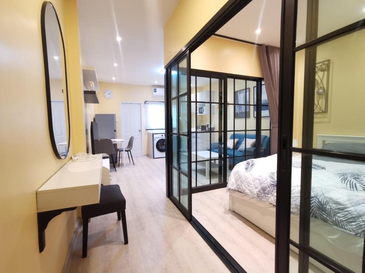 Beb Silom Condolette Bangkok Exterior photo